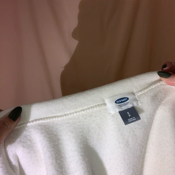 OLD NAVY 100% POLYESTER ZIP UP SWEATER - Picture 5 of 5